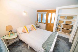 Photo 21- click for photo gallery